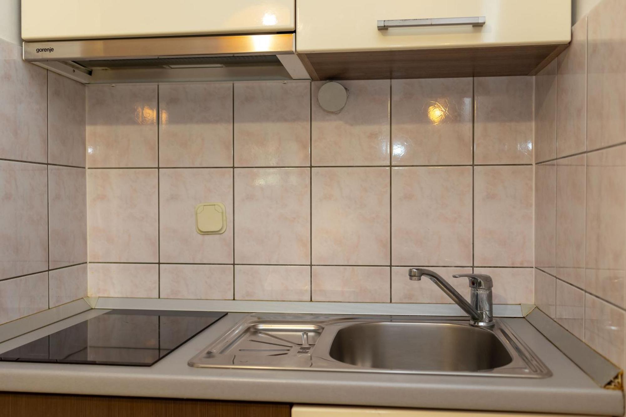 Premium Apartments - Lavica Beach Podstrana Room photo